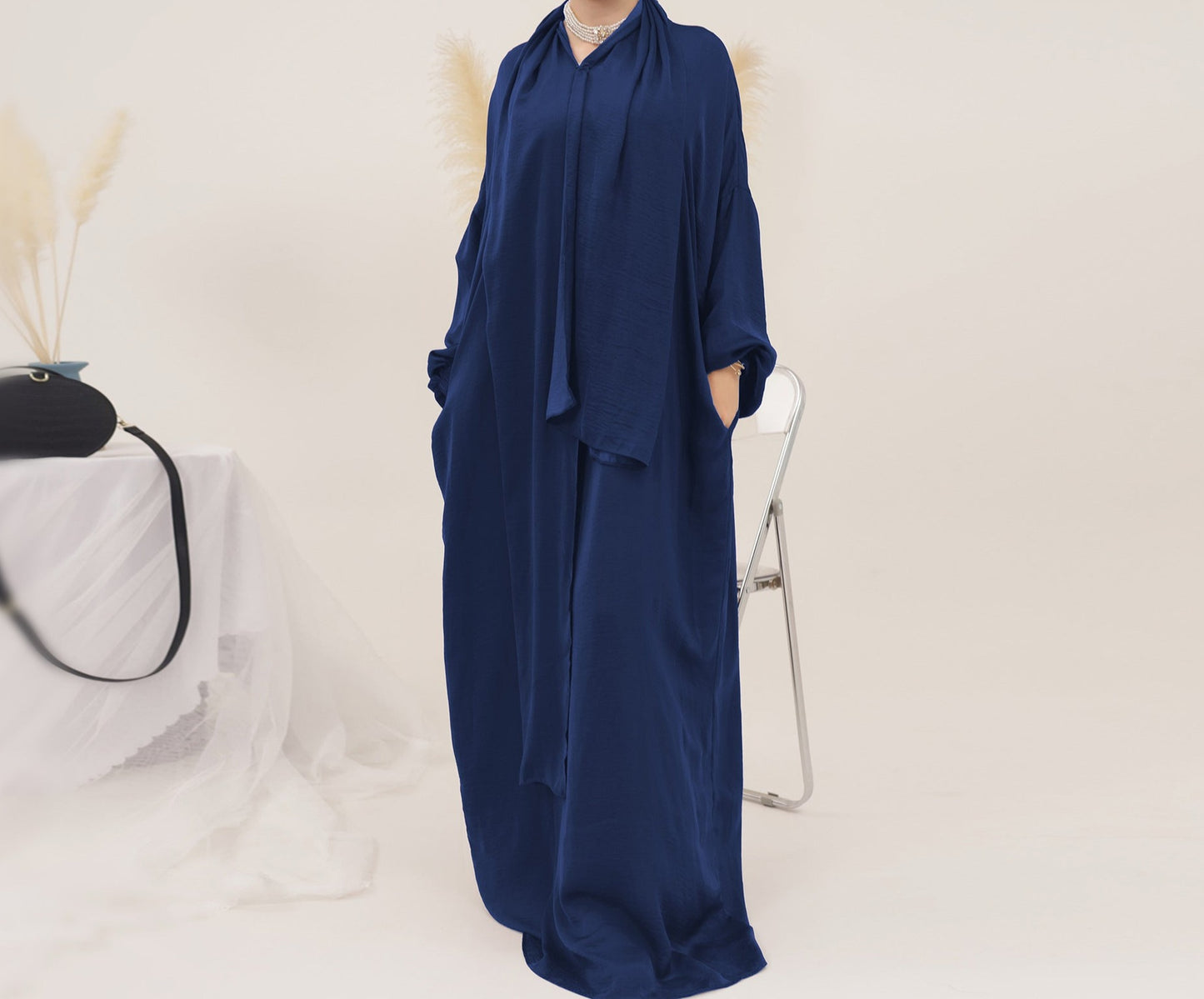 Abaya-Kleid mit Kopftuch