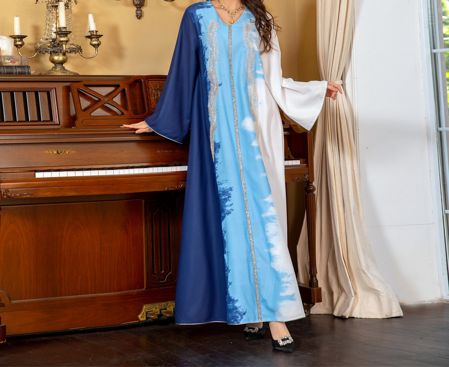 Pearl Multicolor Robe
