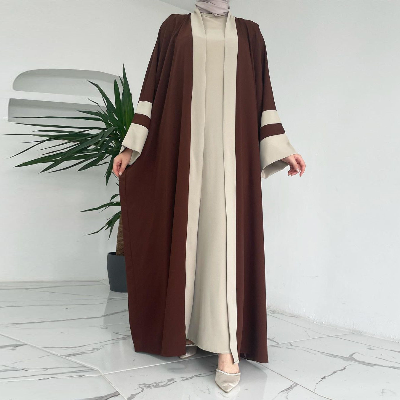 Abaya + Unterkleid