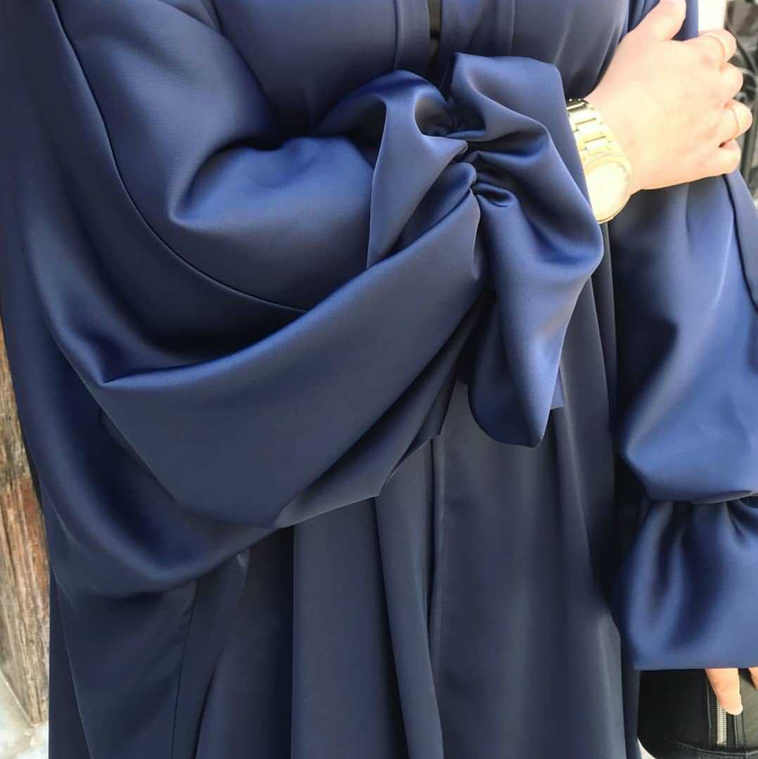 Satin Abaya mit Puff-Ärmel