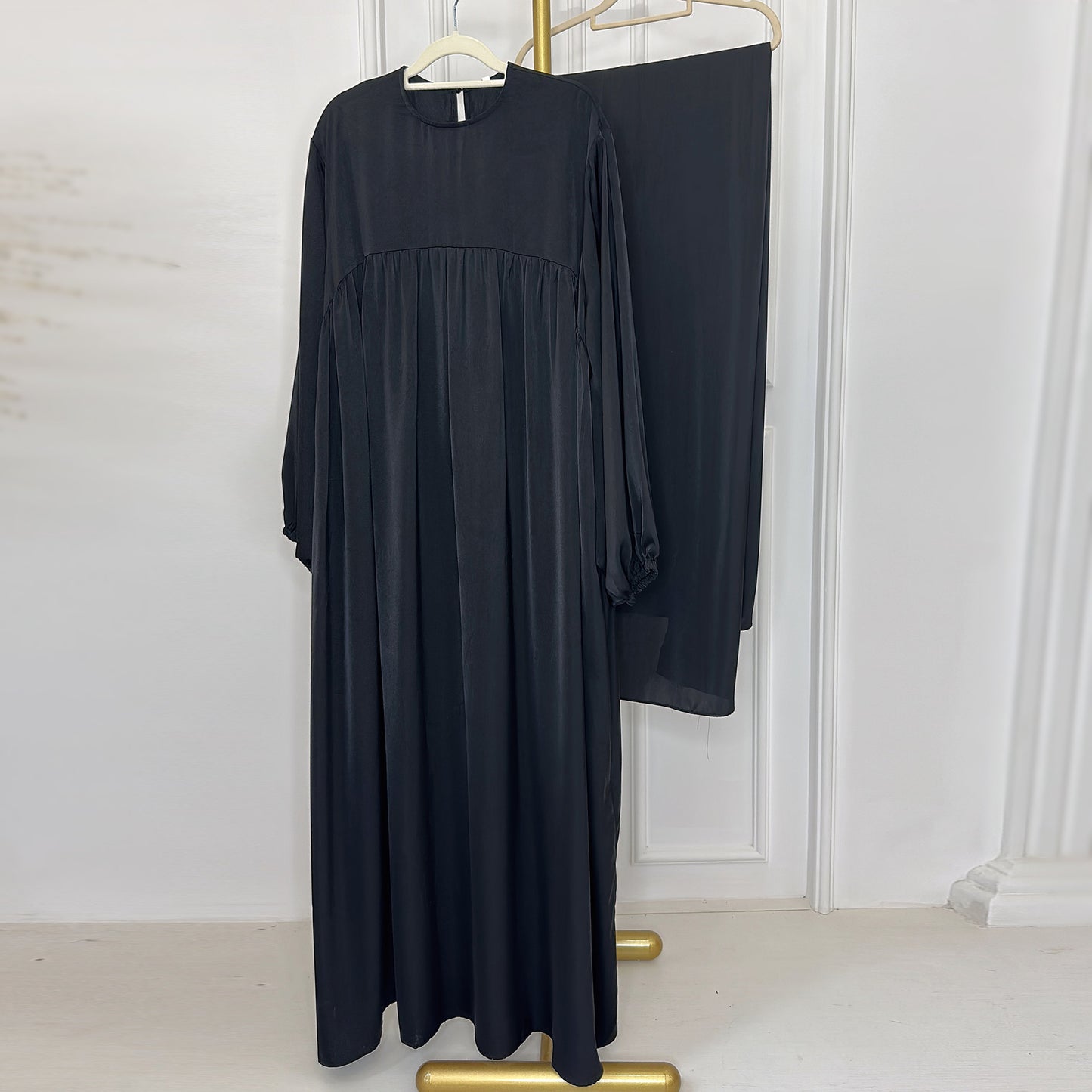 Oversize Kleid mit Hijab